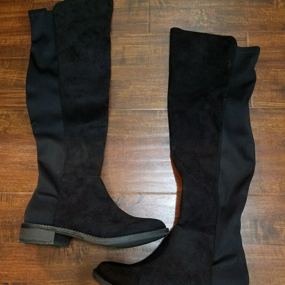 Over the knee boots by Rebel Zigii